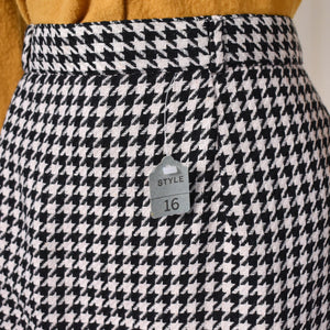 NWT 1950s Style Houndstooth Button Back Pencil Skirt La Redoute, Sears Cats Like Us