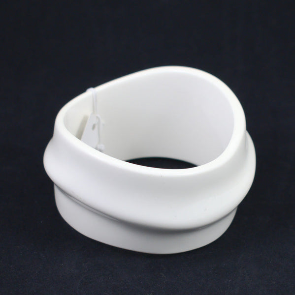 NWT Wide White Plastic Bangle Cats Like Us