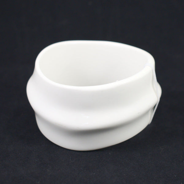 NWT Wide White Plastic Bangle Cats Like Us