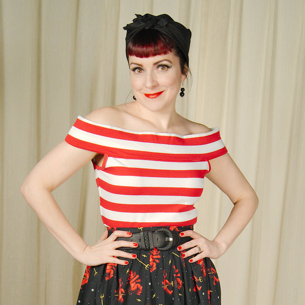 Red and White Sandy Top Cats Like Us