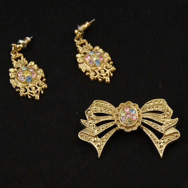Renaissance Bow Pin Set Cats Like Us