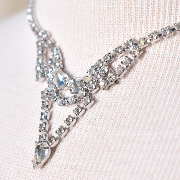 Rhinestone Point Necklace Set Cats Like Us