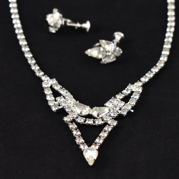 Rhinestone Point Necklace Set Cats Like Us