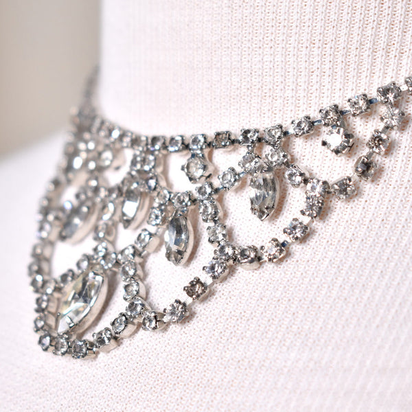 Rhinestone Small Bib Necklace Cats Like Us