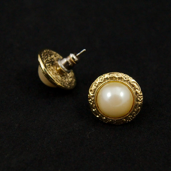 Round Gilded Pearl Earrings Cats Like Us