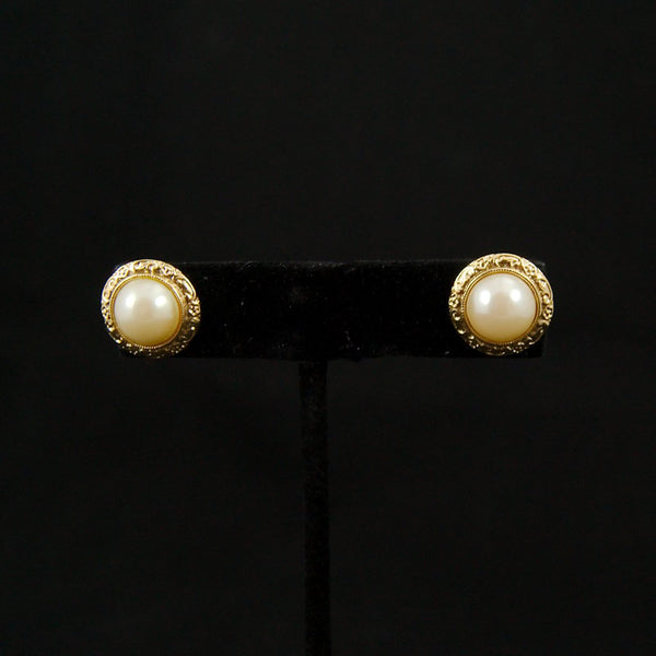 Round Gilded Pearl Earrings Cats Like Us