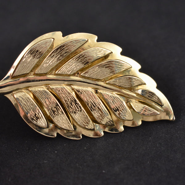 Shiny Gold Leaf Brooch Cats Like Us
