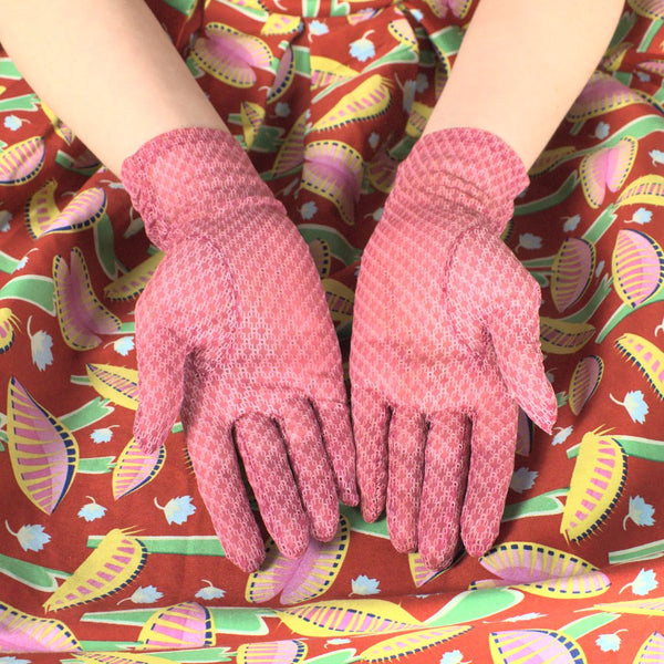 Short Raspberry Net Gloves Cats Like Us