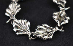 Silver Floral Link Bracelet Cats Like Us