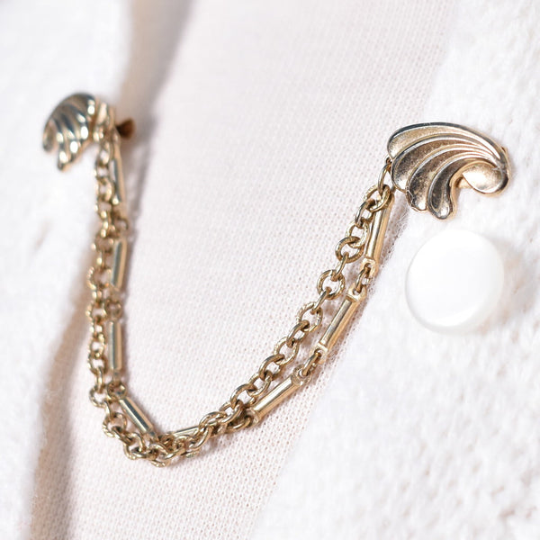 Simple Swirl Vintage Sweater Clips Cats Like Us