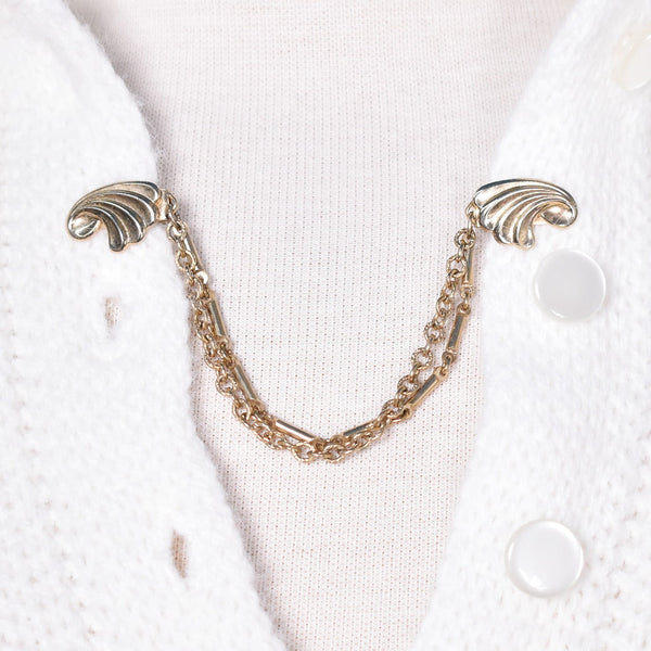 Simple Swirl Vintage Sweater Clips Cats Like Us