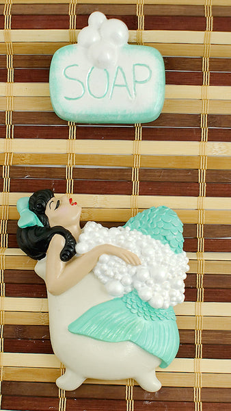 Turq Brunette Bathing Beauty Cats Like Us