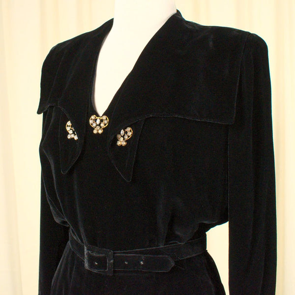 Vintage 1940s Black Velvet Collar Dress Cats Like Us