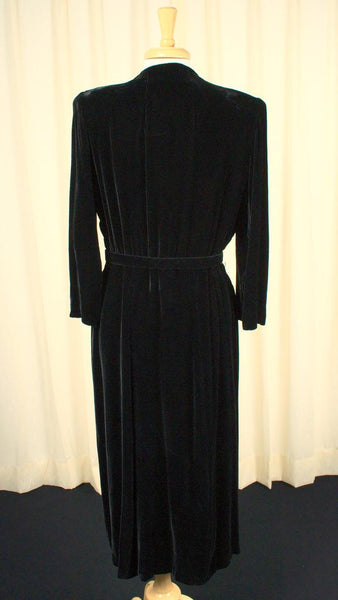 Vintage 1940s Black Velvet Collar Dress Cats Like Us