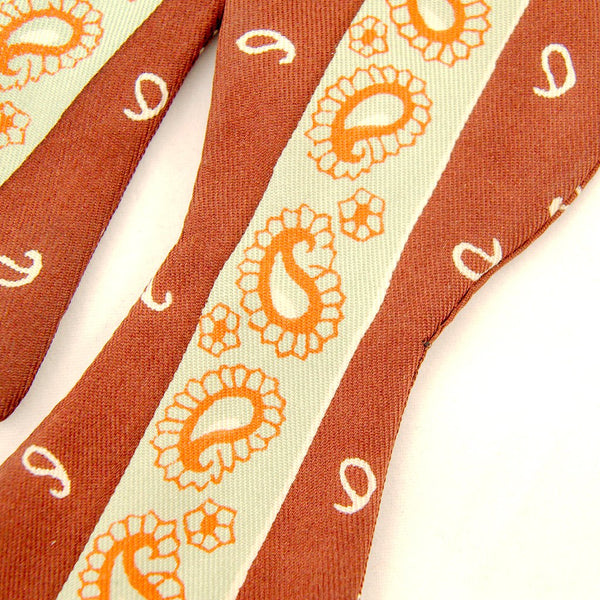 Vintage 1940s Brown Paisley Bow Tie Cats Like Us