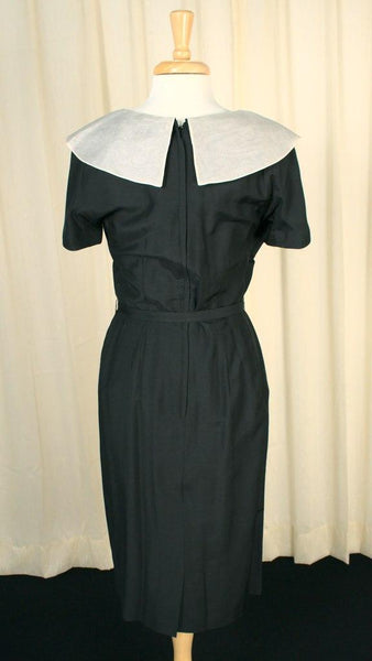 Vintage 1950s Black Big Collar Dress Cats Like Us