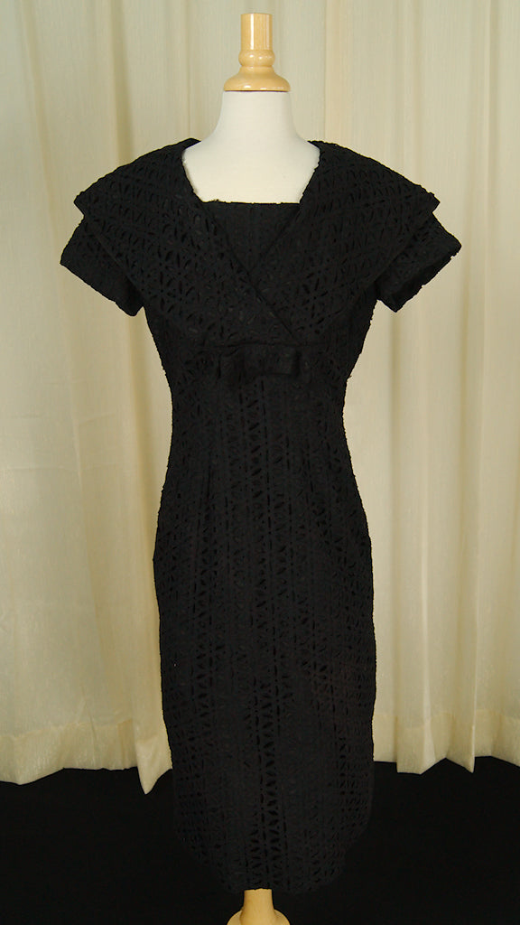 Vintage 1950s Black Lace Eyelet Dress Cats Like Us Vintage 1950s Black Lace Eyelet Dress Cats Like Us