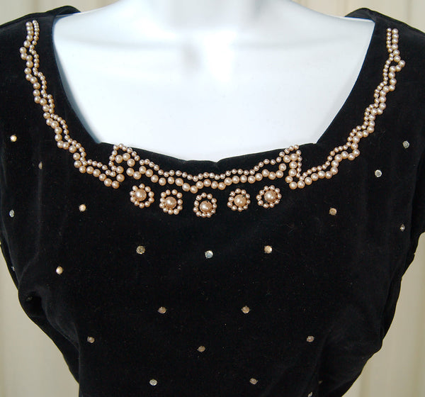 Vintage 1950s Black Velvet Pearl Dress Cats Like Us