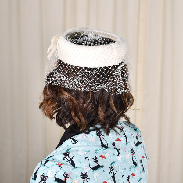 Vintage 1960s Off White Crown & Net Hat Cats Like Us