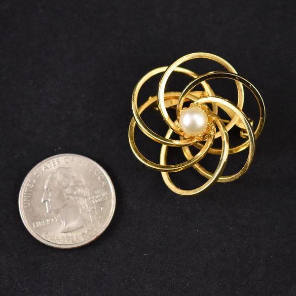 Vintage 3D Gold Spirograph Pearl Brooch Cats Like Us