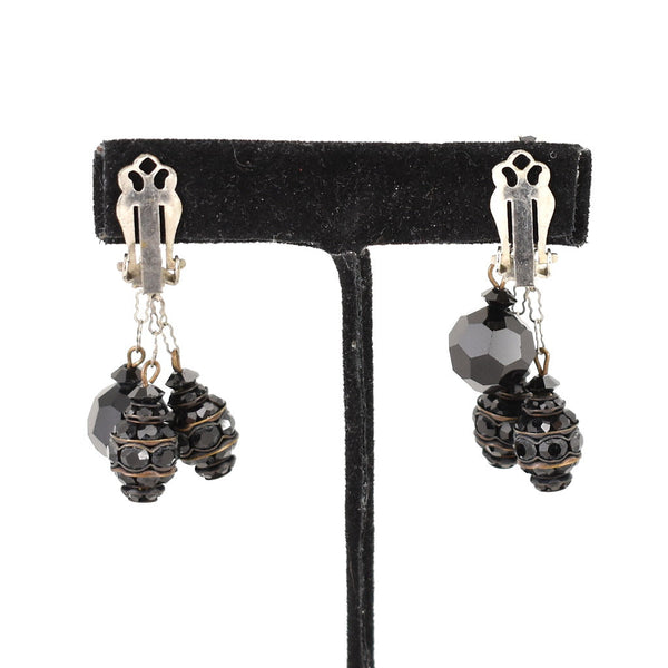 Vintage Chain Dangling Jet Earrings Cats Like Us