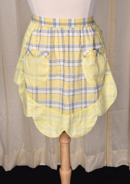 Vintage Gray & Yellow Plaid Scallop Daisy Apron Cats Like Us