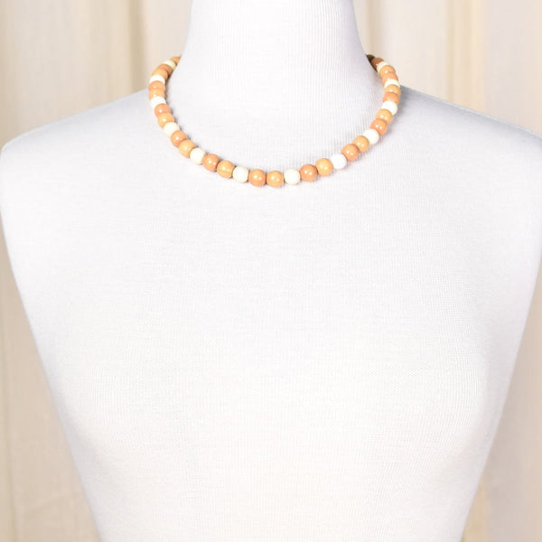 Vintage Lightweight Wood Bead Necklace Cats Like Us