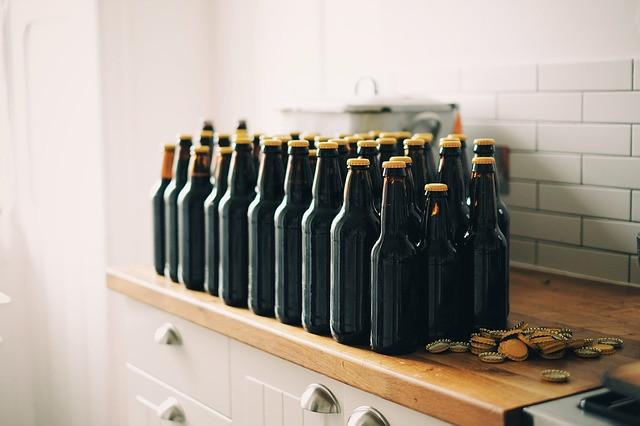 Cheap Beer - The Perfect Retro Beverage!