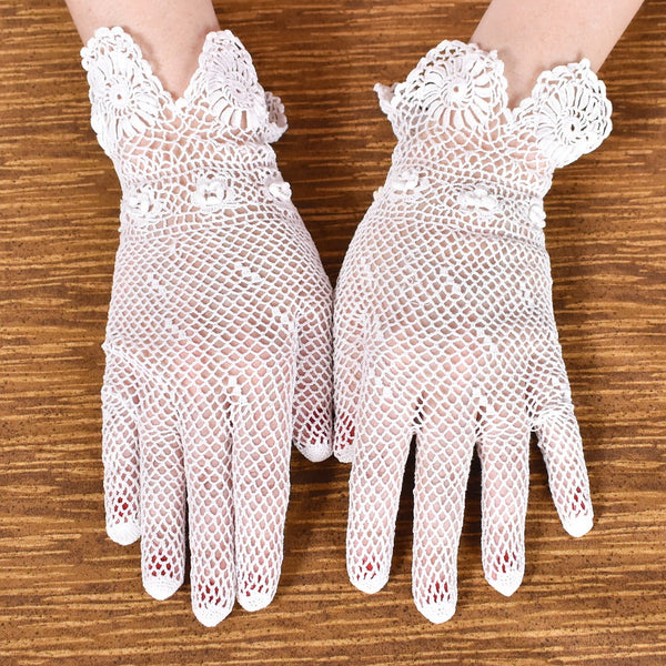 1950s Vintage Crocheted Floral Gloves Cats Like Us