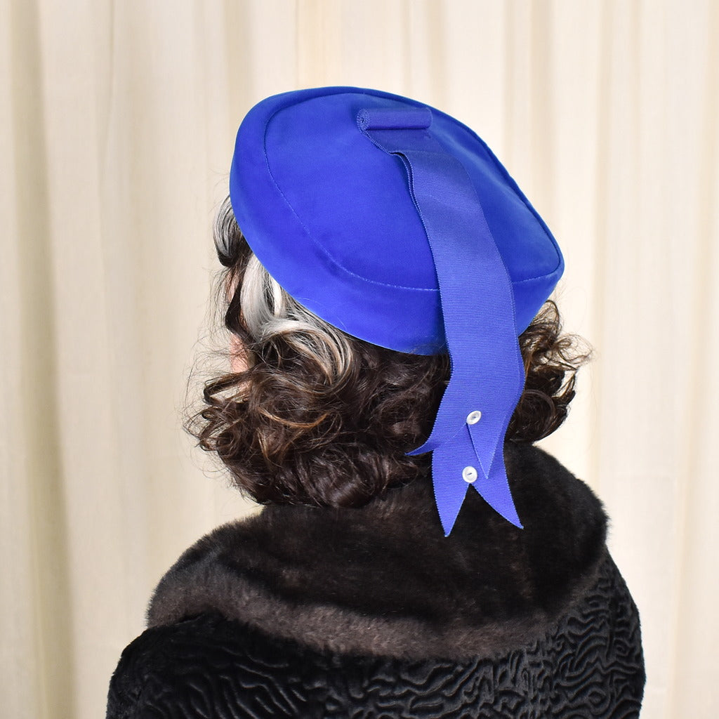 1960s Bright Blue Velvet Vintage Hat – Cats Like Us display picture 2