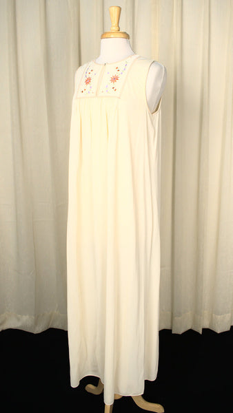 1960s Cream Emb Night Gown Cats Like Us
