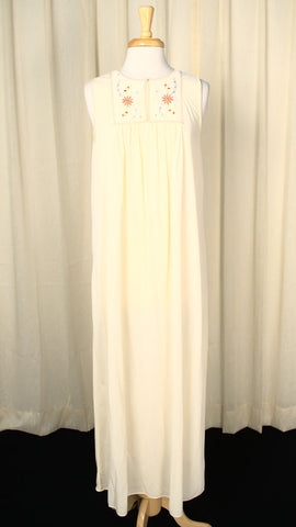 1960s Cream Emb Night Gown Cats Like Us