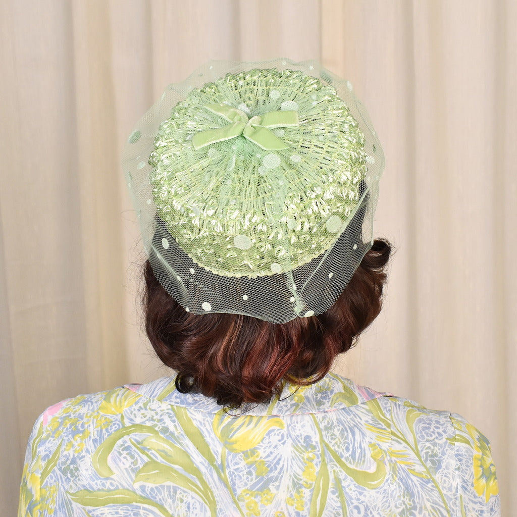 1960s Lime Straw Pillbox Hat – Cats Like Us display picture 2
