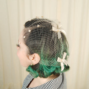 1960s Off White Fascinator Cats Like Us