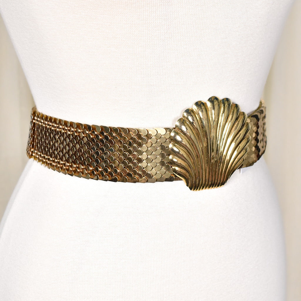 1980s Vintage Gold Shell Stretch Belt – Cats Like Us display picture 3