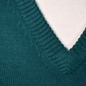 1980s Vintage Green V Neck Sweater Cats Like Us