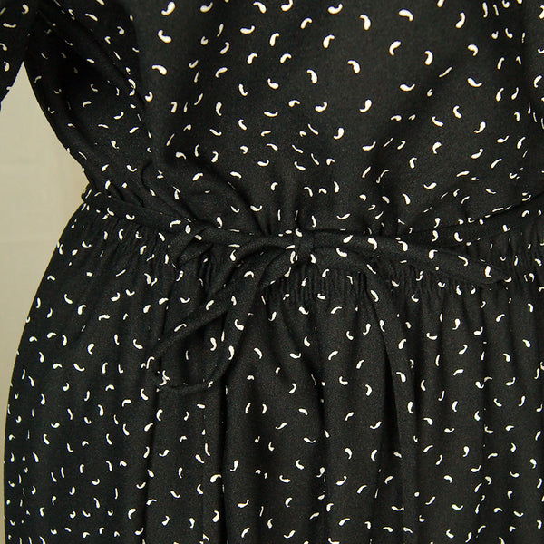 70s 1940s Keyhole Ruffle Dress Cats Like Us