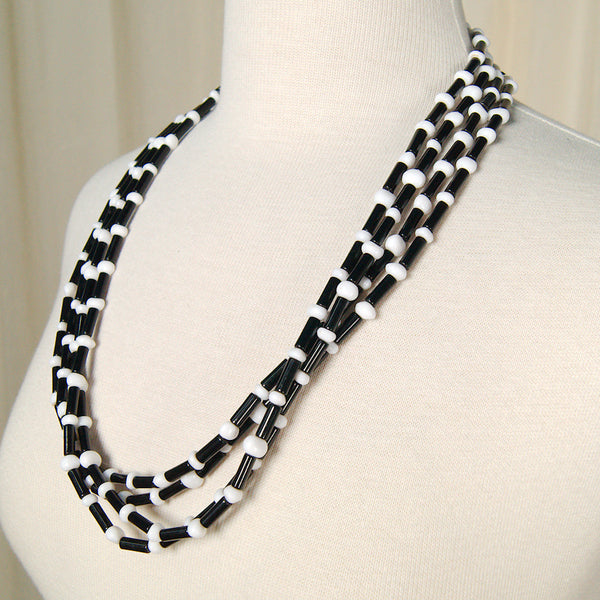 Black & White Bead Necklace Cats Like Us