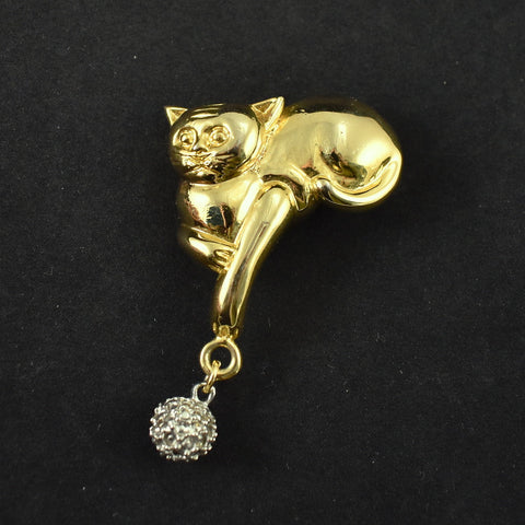 Cat and Ball Brooch Cats Like Us