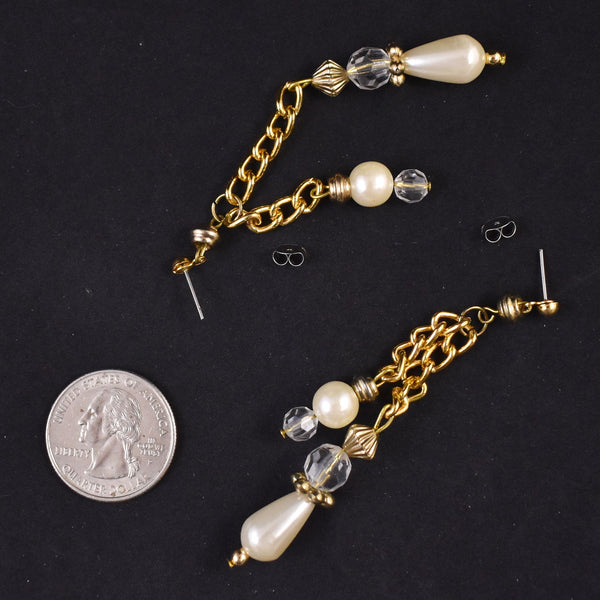 Dangling Chain & Pearl Earrings