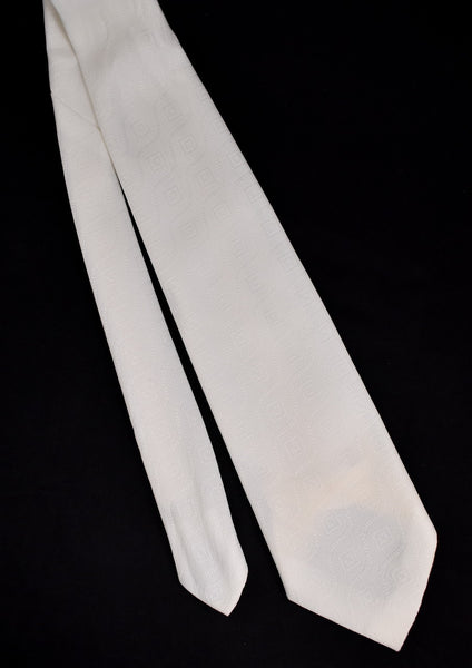 1970s Wide White Textured Tie