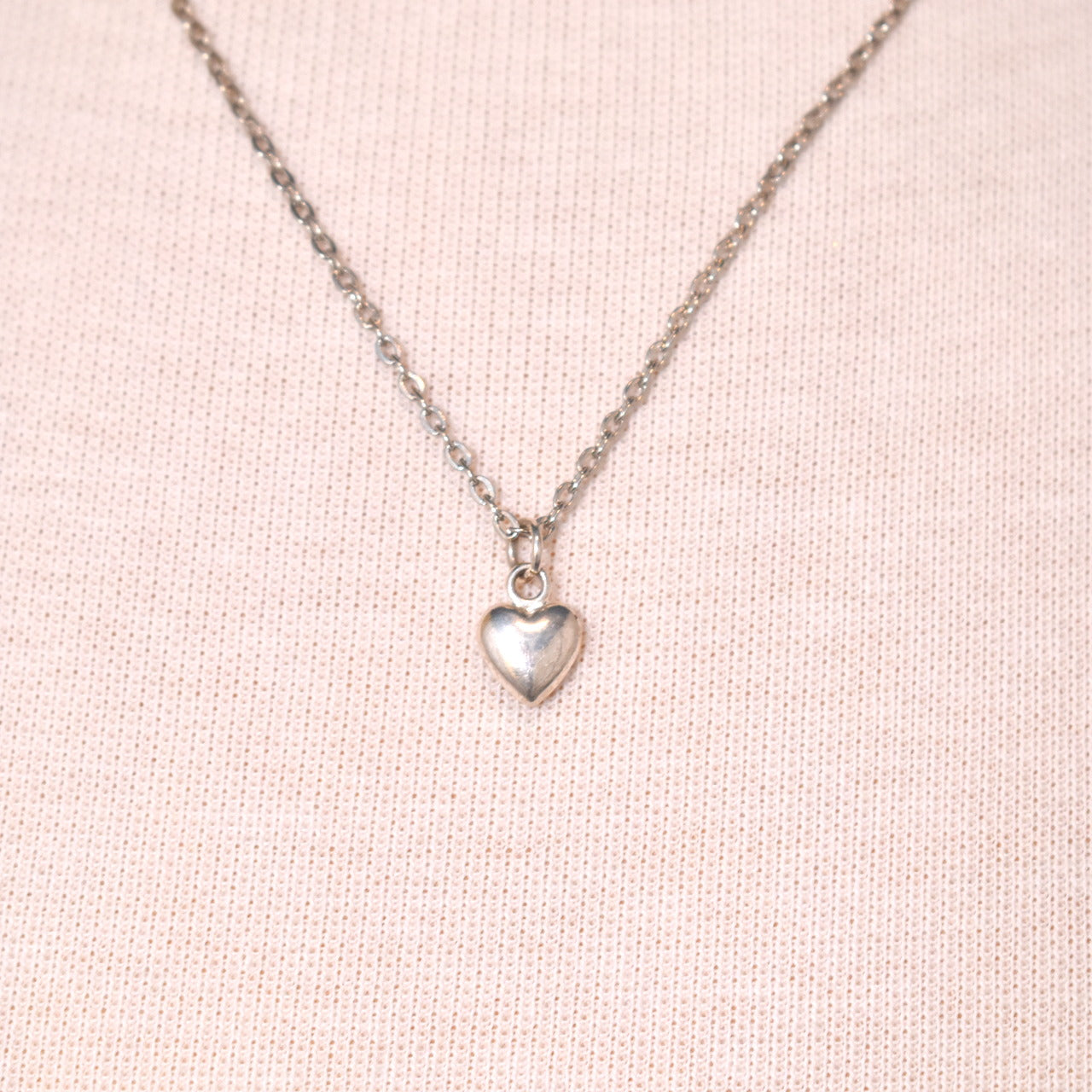 Delicate Heart Pendant Necklace