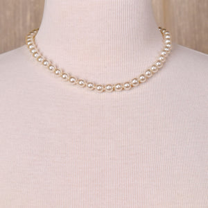 Single Strand White Pearl Necklace