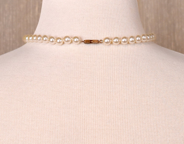 Single Strand White Pearl Necklace