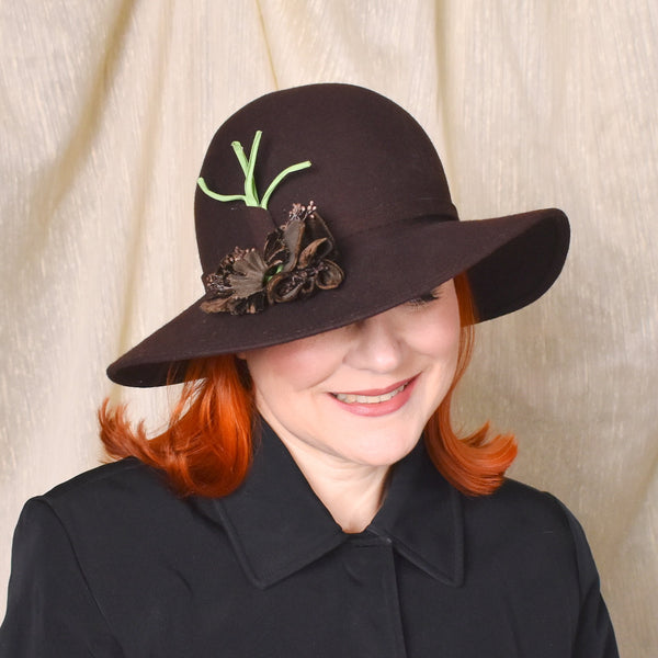 1970s Papagallo Brown Floral Hat