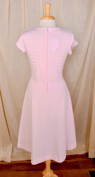 1970s Pastel Pink Knit Zig Zag Dress