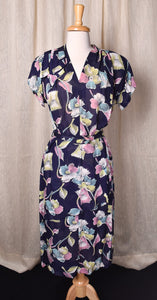 1940s Floral & Theater Victorian Novelty Print Dress