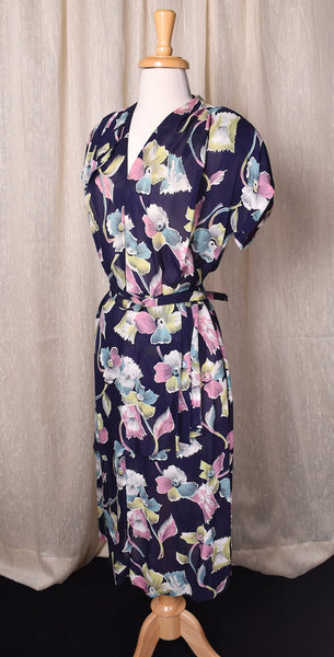 1940s Floral & Theater Victorian Novelty Print Dress