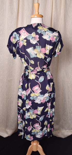 1940s Floral & Theater Victorian Novelty Print Dress