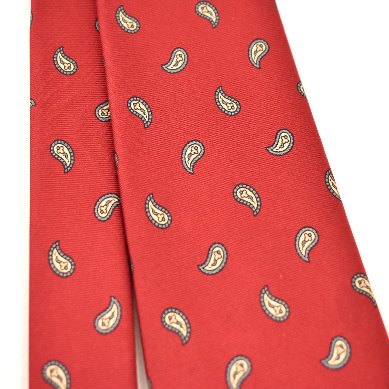 1970s Burgundy Paisley Tie